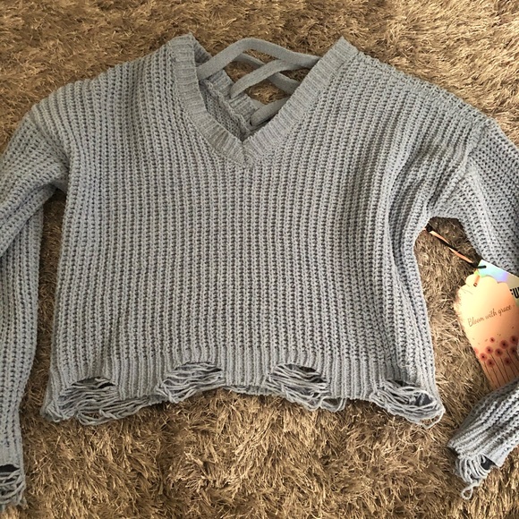Blue Knitted Distressed sweater - Picture 3 of 5